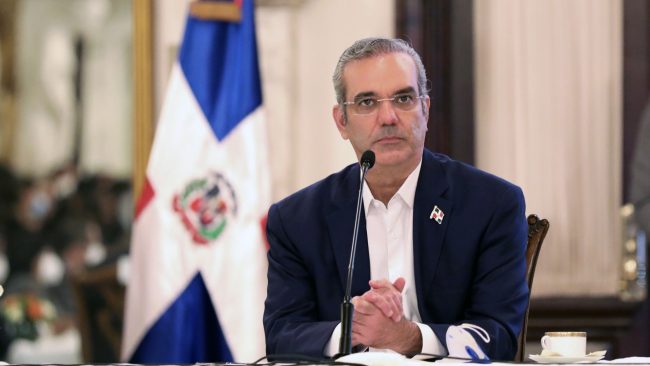 Abinader recuerda que velará por buen uso de recursos del Estado