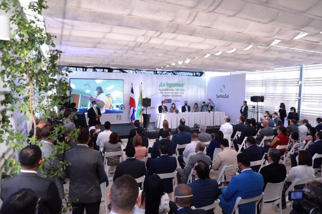 Abinader cumple promesa: dos millones de dominicanos fueron afiliados al SeNaSa