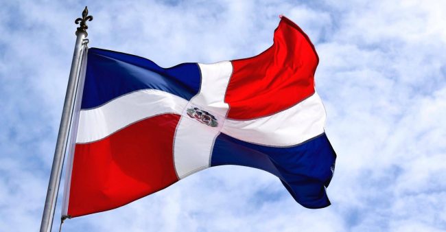 ¿Te sabes el Himno Nacional completo? El nuevo requisito para obtener título de bachiller