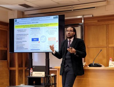 César Carrasco alerta sobrebrecha digital en ingeniería 
dominicana