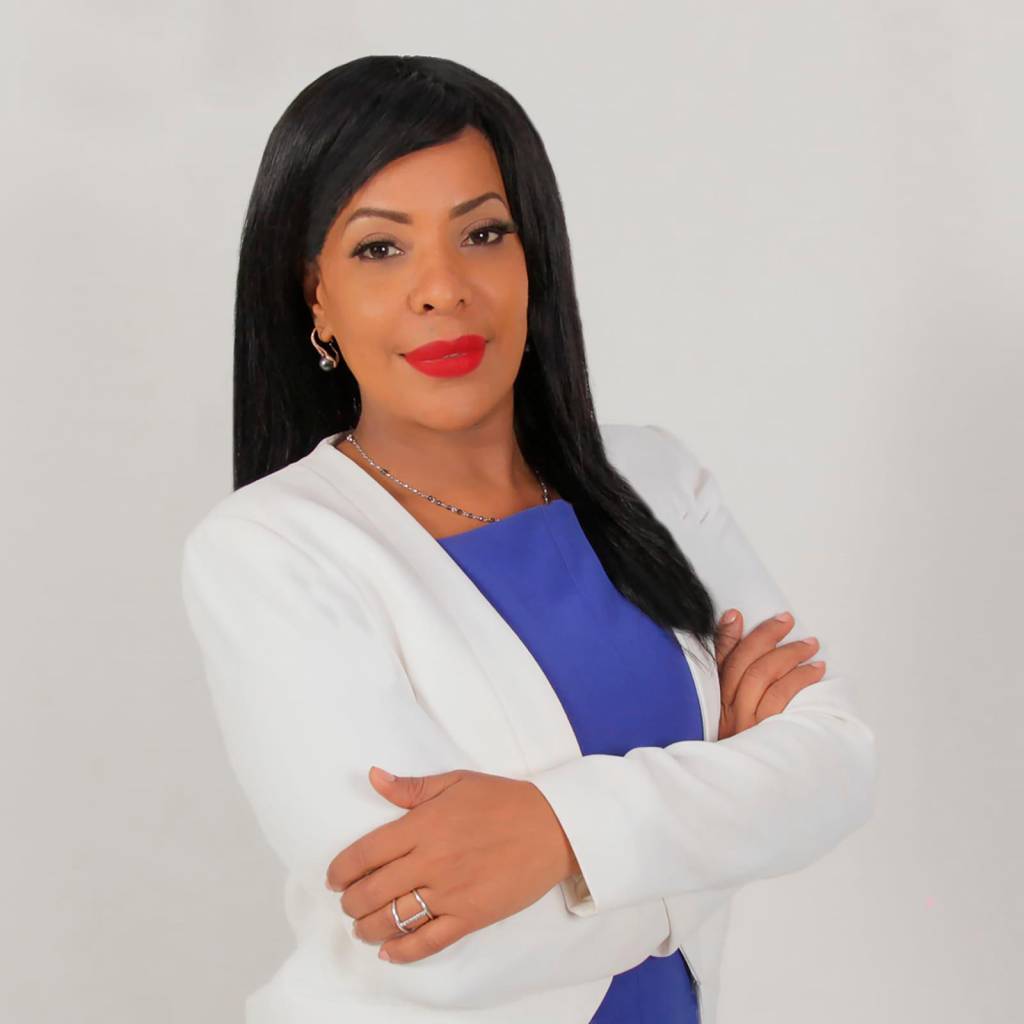 Diputada de ultramar Lily Florentino acusa de «falsedad» a legislador Julio Cesar López