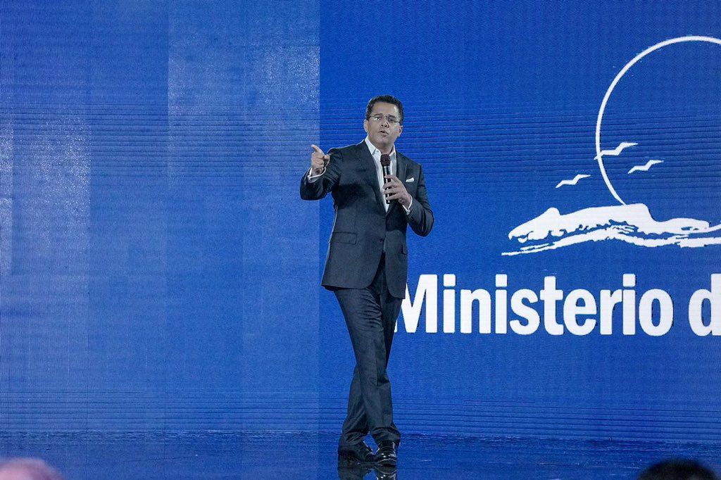 David Collado lanzará programa «DO Travel Rewards» para fortalecer el turismo dominicano