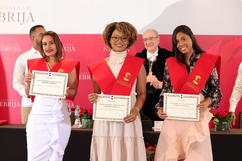 La Universidad Nebrija celebra primera graduación en República Dominicana