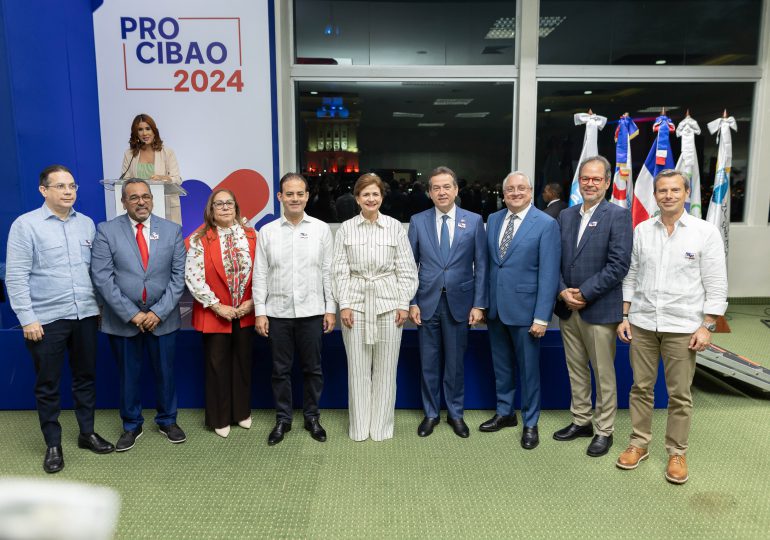 Vicepresidenta Raquel Peña deja inaugurada primera edición de ProCibao