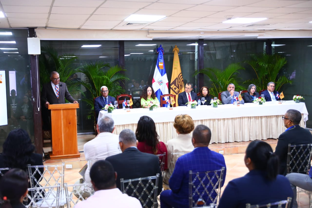 JCE-IESPEC inician primera especialidad en Administración Política Electoral