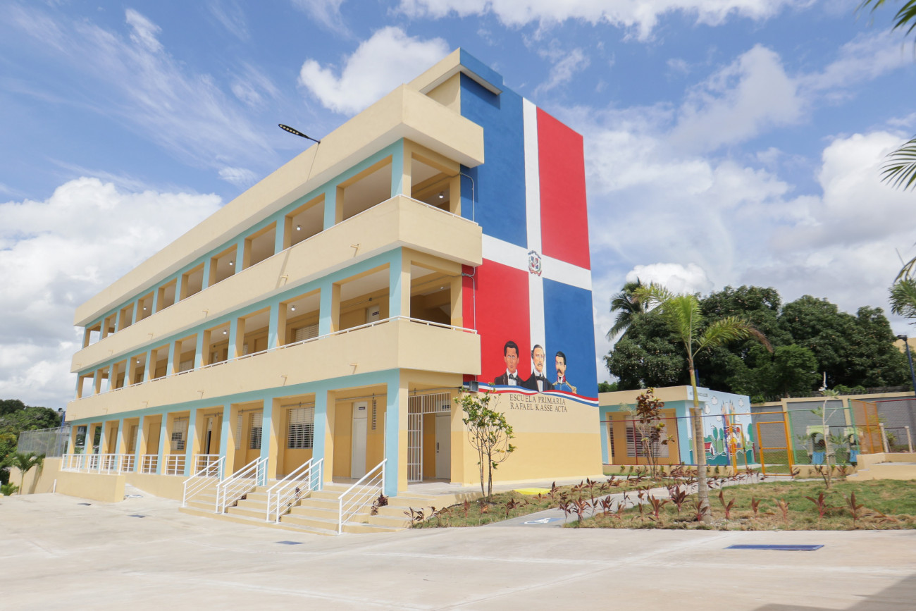 Más de 2.6 millones de estudiantes iniciarán año escolar 2024-2025