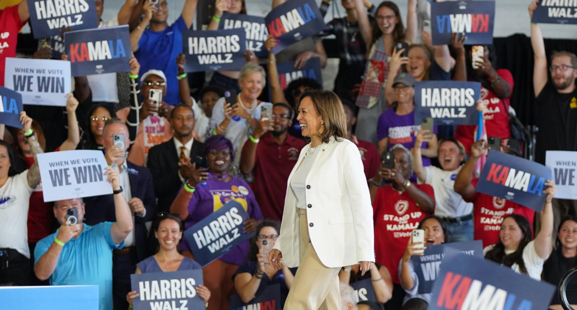 Kamala Harris reivindica su vida como hija de migrantes en un video dirigido a los latinos