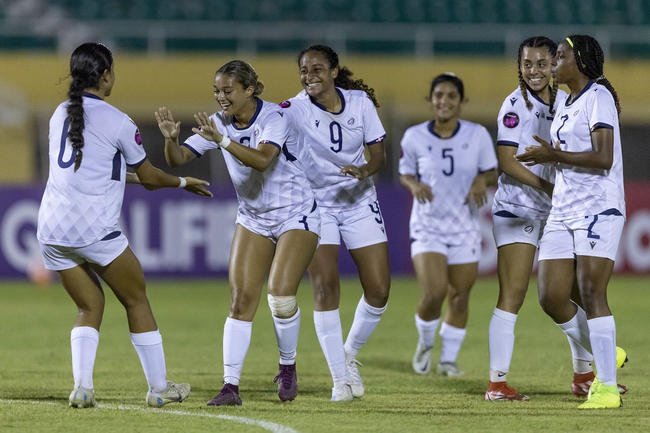 Fifa impulsa en RD fútbol femenino por mundial sub 17