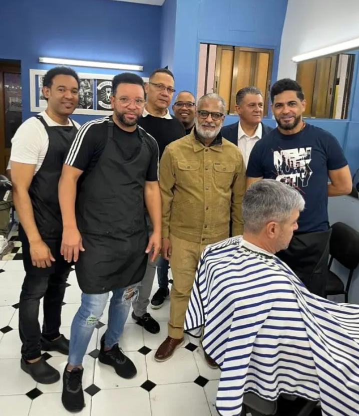 Cónsul en Madrid visita comercios de dominicanos en Cuatro Caminos