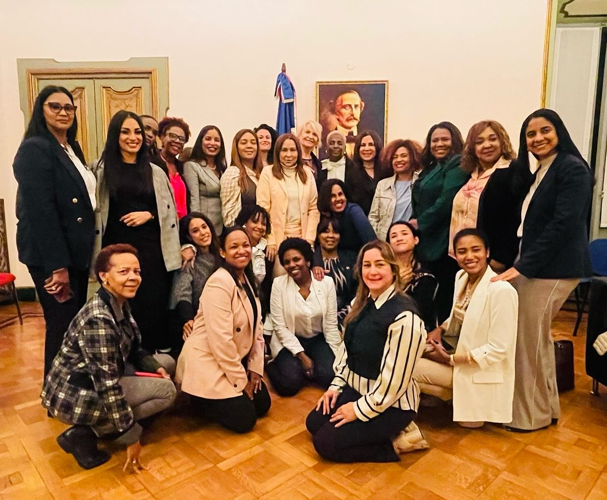 Italia: Embajada de RD realiza conversatorio dirigido a la mujer dominicana Italia: Embajada de RD realiza conversatorio dirigido a la mujer dominicana