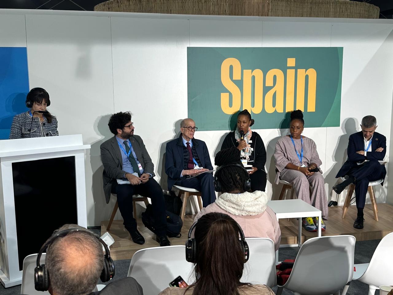 RD y Cooperación Española acuerdan financiar proyectos de adaptación al cambio climático en la COP29
