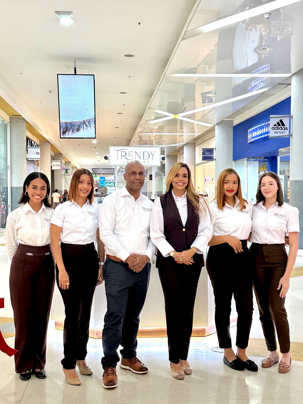 El desempleo, primer paso que motiva a muchas mujeres dominicanas a convertirse en emprendedoras El desempleo, primer paso que motiva a muchas mujeres dominicanas a convertirse en emprendedoras