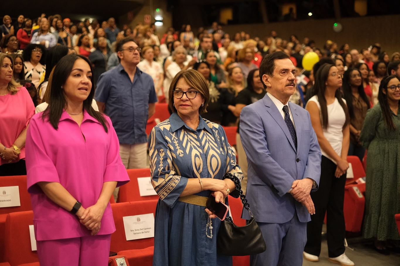 España: Embajada honra a madres dominicanas con emotiva celebración en Madrid