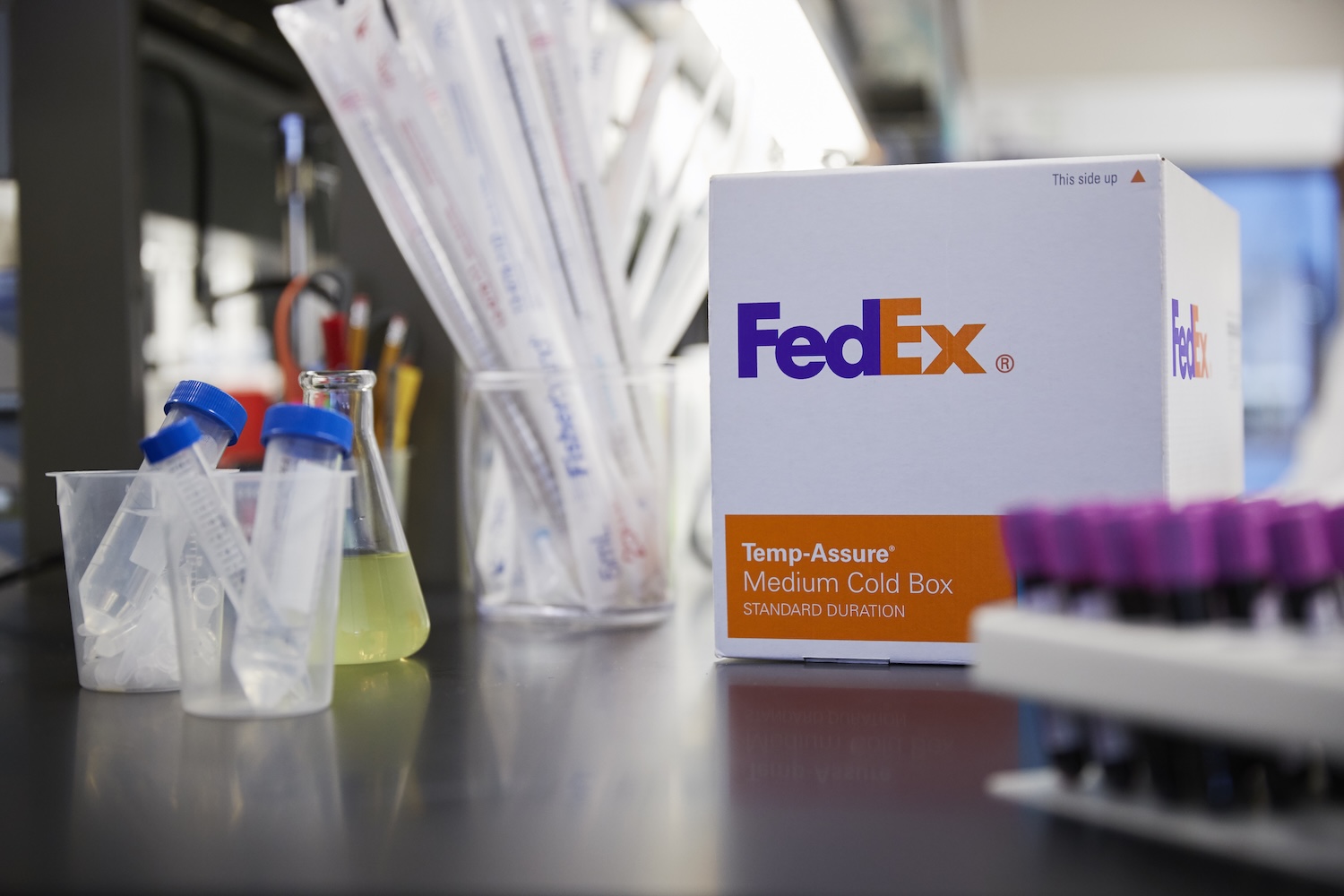 FedEx recibe certificación para sus operaciones en logística farmacéutica en la República Dominicana
