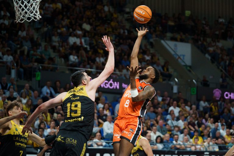 Dominicano del Valencia Basket Jean Montero rompe récord de puntos en un partido de playoff Dominicano del Valencia Basket Jean Montero rompe récord de puntos en un partido de playoff