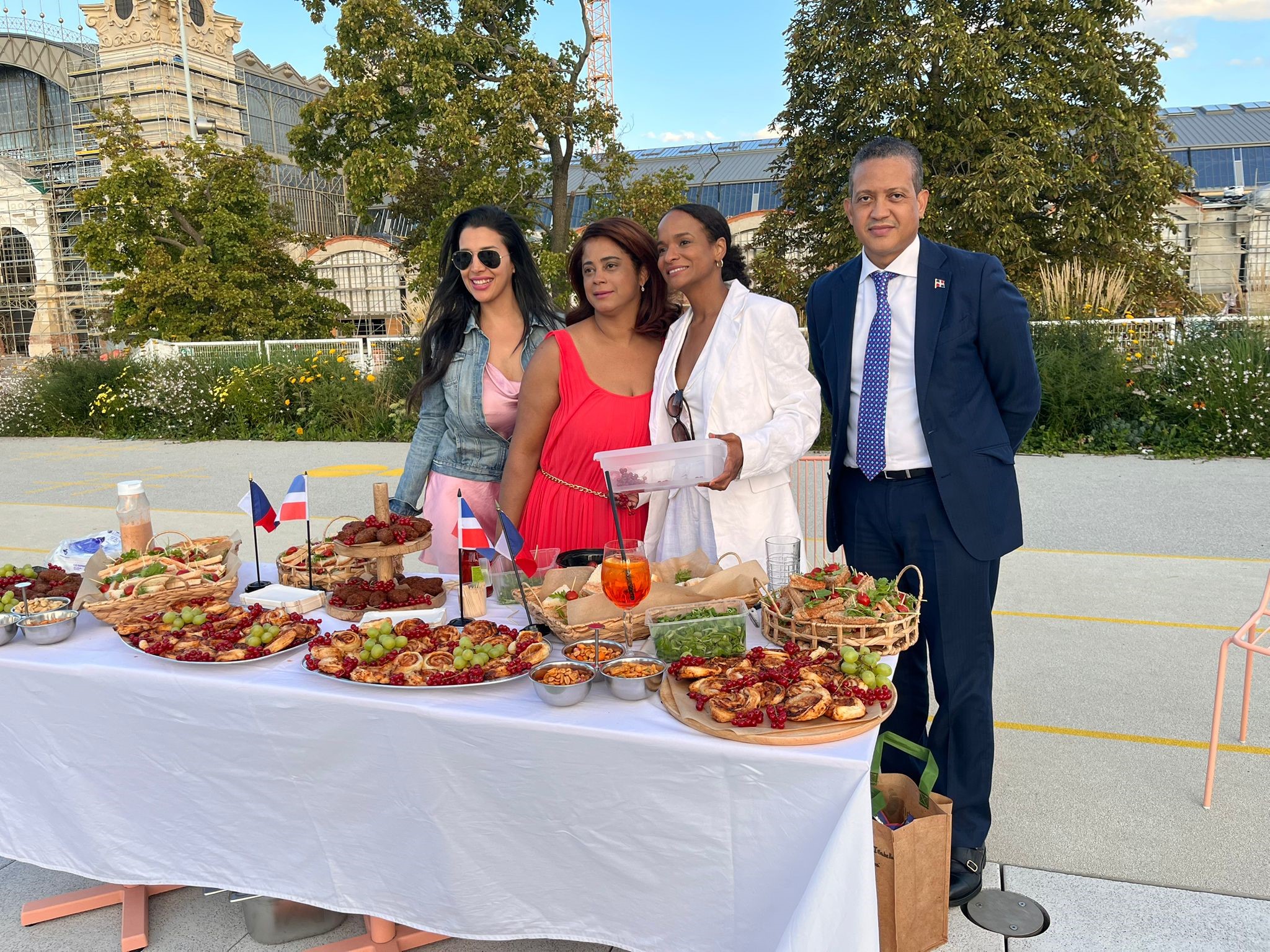 El consulado dominicano en Praga celebró con éxito su Noche Dominicana