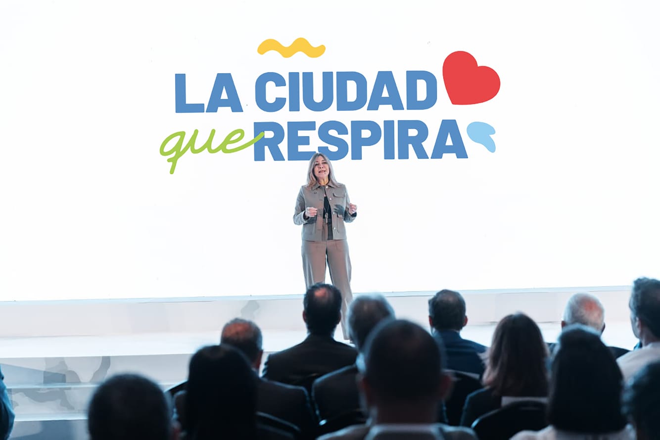 Alcaldesa del DN presenta “La Ciudad que Respira”, destacando más de 200 espacios públicos renovados Alcaldesa del DN presenta “La Ciudad que Respira”, destacando más de 200 espacios públicos renovados
