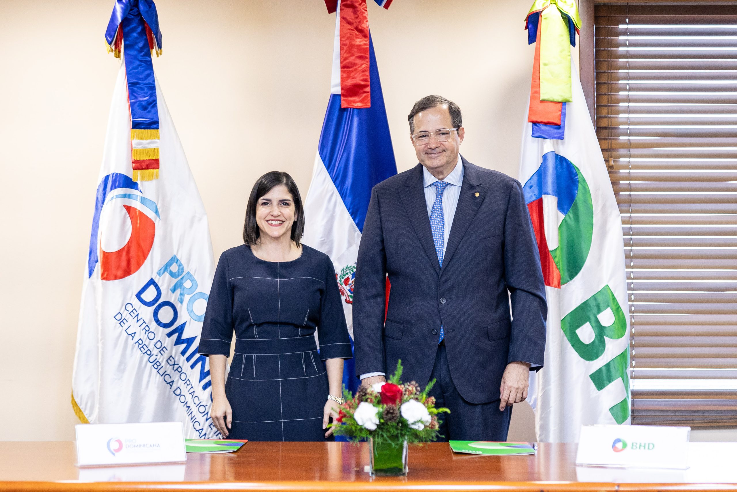 Banco BHD y ProDominicana firman acuerdo para impulsar pymes lideradas por mujeres Banco BHD y ProDominicana firman acuerdo para impulsar pymes lideradas por mujeres