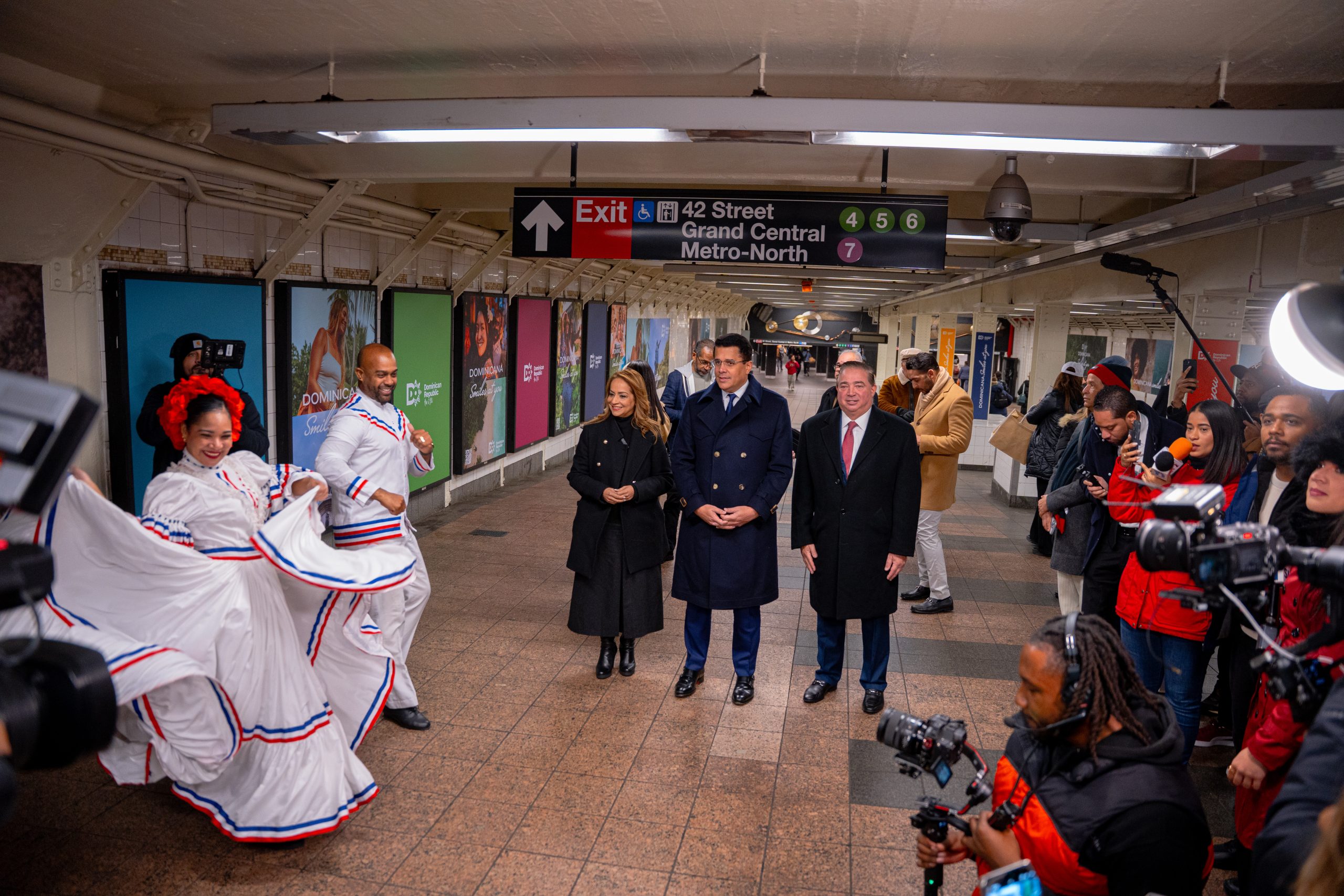 Turismo llena de color y sabor dominicano Grand Central de New York