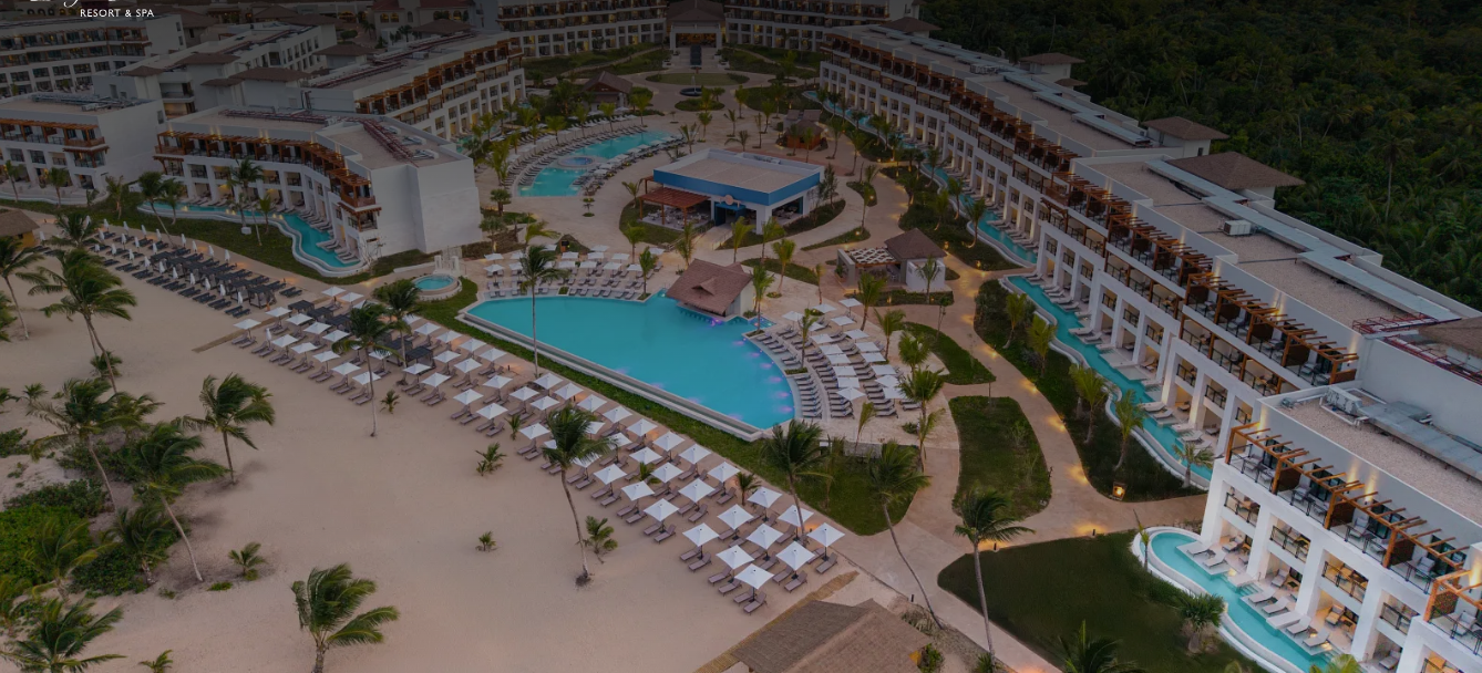 Presidente Abinader asiste a inauguración de los hoteles Dreams y Secrets Playa Esmeralda con inversión de RD$23 mil millones en Miches que fortalecen oferta turística de la región