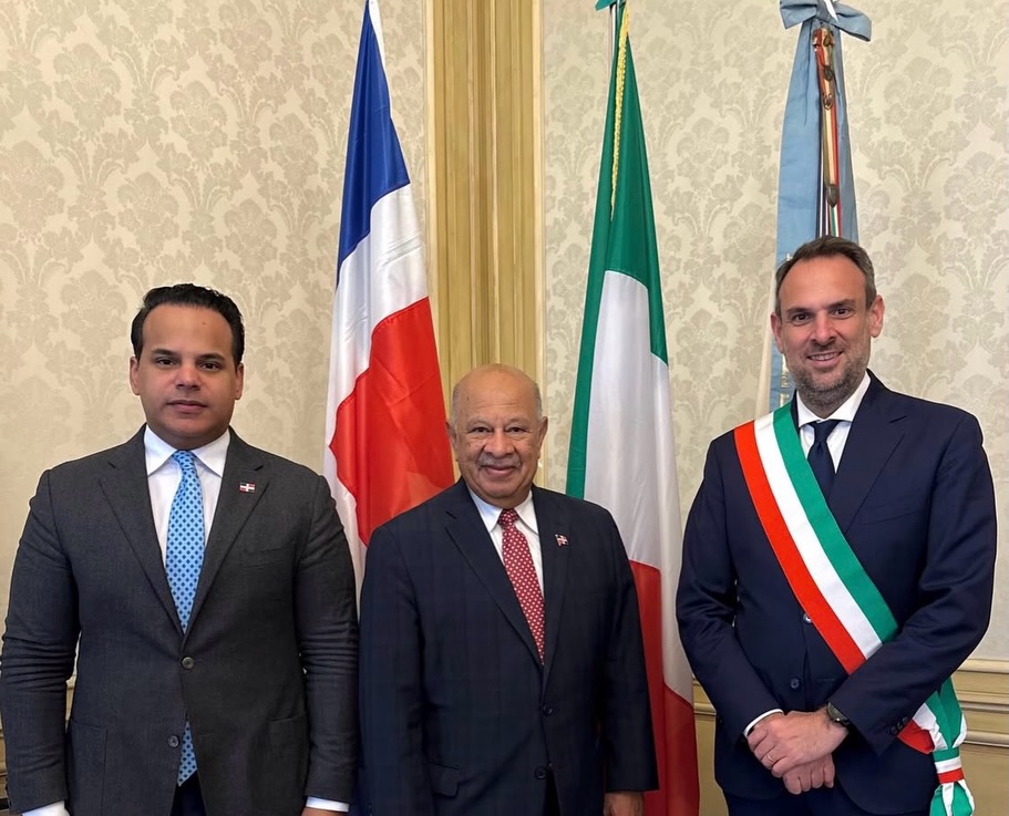 Embajador Lantigua y cónsul Vásquez impulsan agenda para dominicanos en Treviso