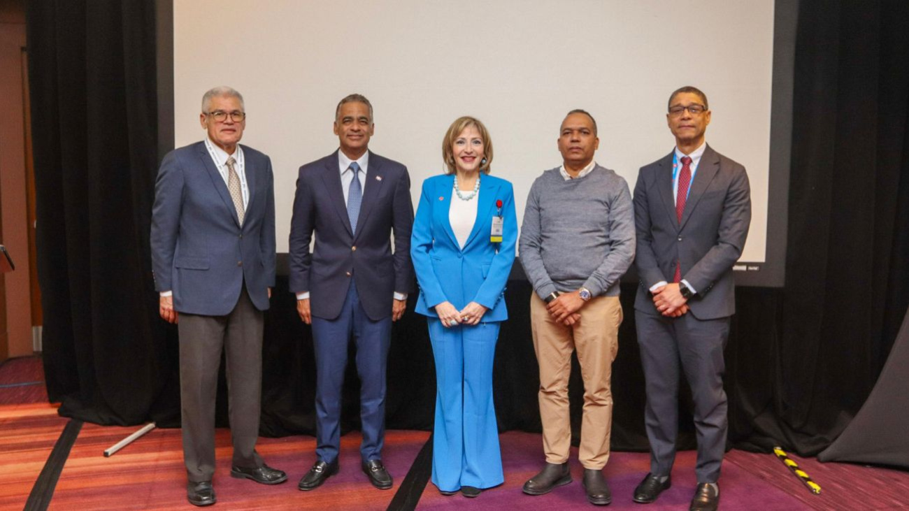 La República Dominicana presenta modernización minera y avances en tierras raras ante inversionistas globales en PDAC 2026