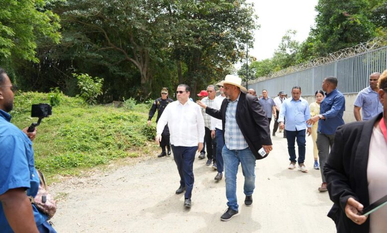 Sanz Lovatón impulsa la frontera como eje de producción y desarrollo Sanz Lovatón impulsa la frontera como eje de producción y desarrollo