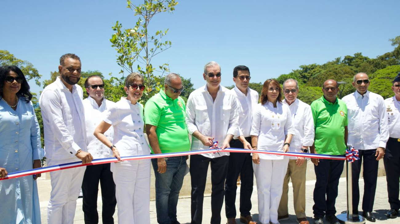 Abinader entrega renovación de Sosúa para posicionarla como referente del turismo dominicano