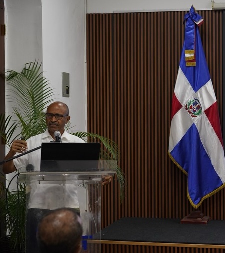 Antonio Villar alerta: RD enfrenta 7 retos ambientales que amenazan su futuro