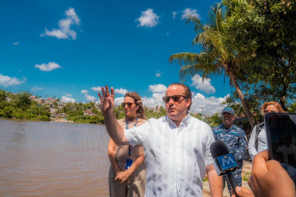 Río Ozama: Proyecto transformará comunidades vulnerables en espacios seguros y organizados