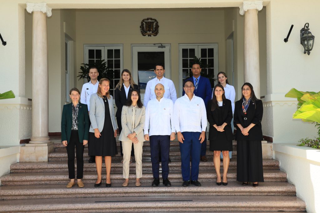 República Dominicana y la República Federal de Alemania estrechan vínculos mediante Consulta Política República Dominicana y la República Federal de Alemania estrechan vínculos mediante Consulta Política