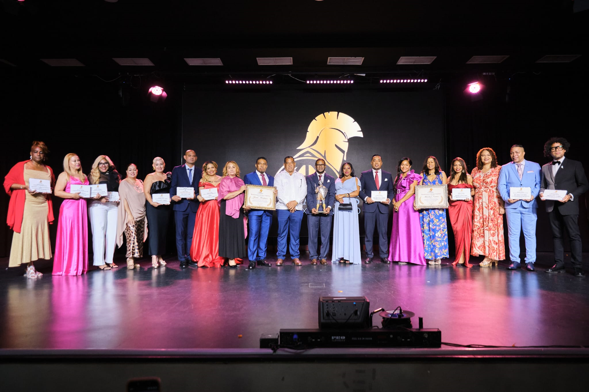 Madrid: Premios Gladiadores reconocen el talento hispanoamericano destacado en Europa Madrid: Premios Gladiadores reconocen el talento hispanoamericano destacado en Europa