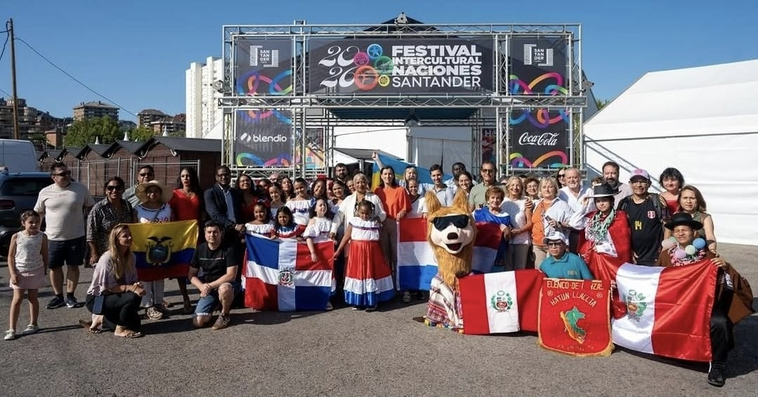 República Dominicana lleva cultura, gastronomía, artesanía y talento al Festival de Santander