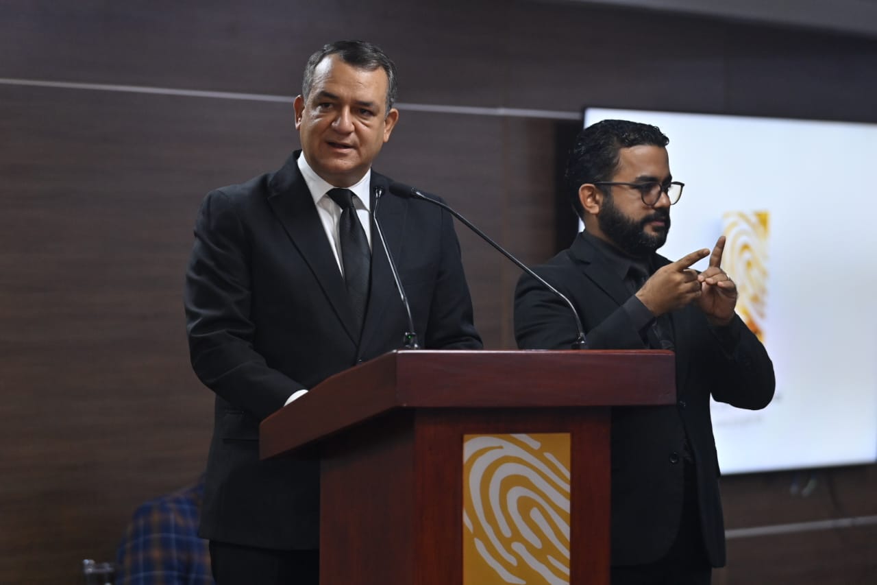 JCE reconoce a la cedulada número 3 millones y anuncia se elimina restricción del mes de cumpleaños para renovar cédula JCE reconoce a la cedulada número 3 millones y anuncia se elimina restricción del mes de cumpleaños para renovar cédula