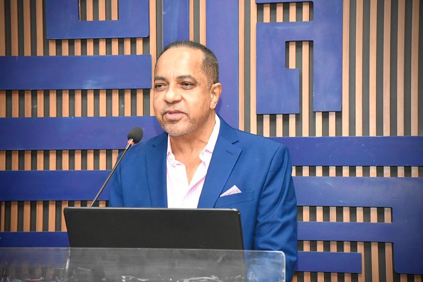 Carlos de los Santos Romano encabeza votación récord de los ingenieros químicos del CODIA