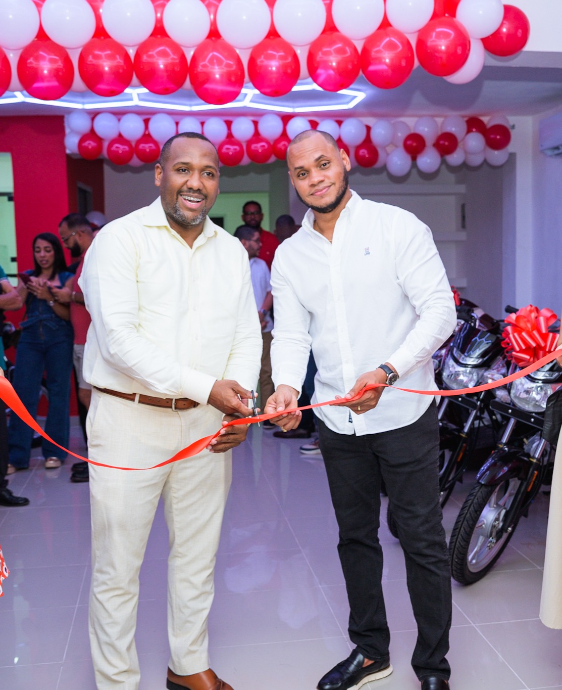 Inauguran Extreme Motors J & J, un nuevo referente para los amantes de las motocicletas Inauguran Extreme Motors J & J, un nuevo referente para los amantes de las motocicletas