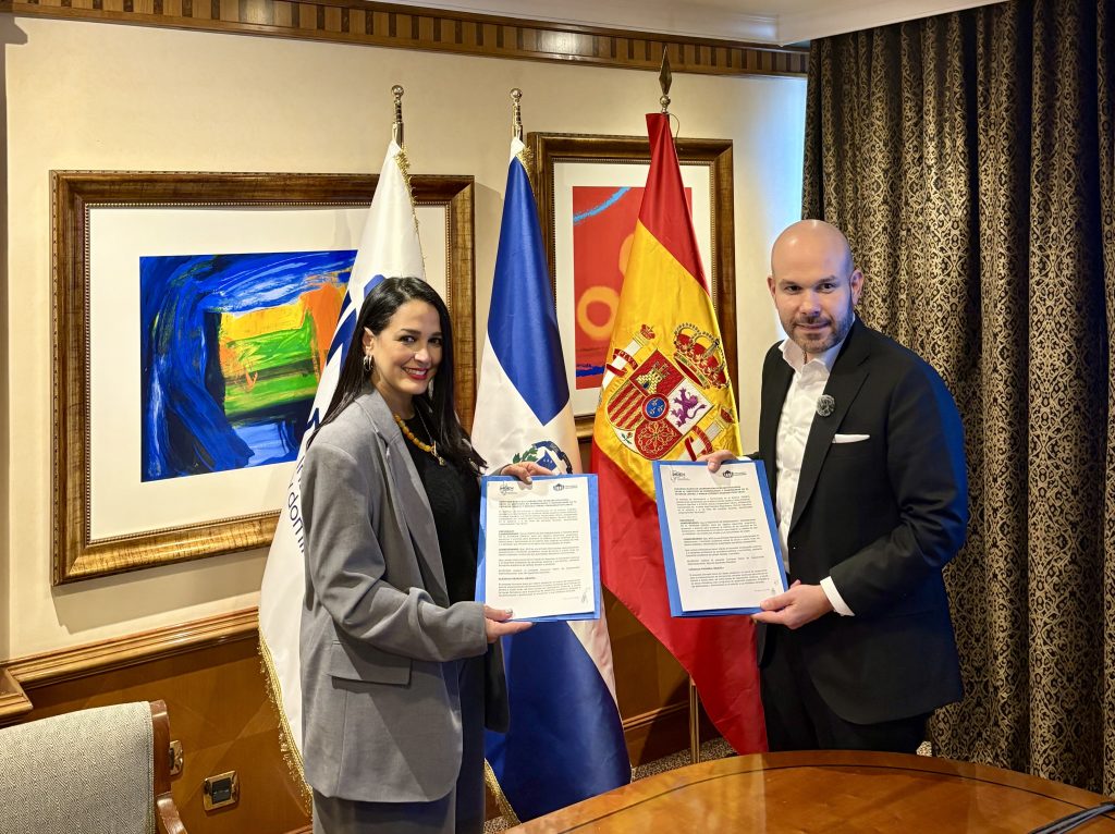 INDEX y WLO suscriben acuerdo para ampliar oportunidades de formación de dominicanos en el exterior INDEX y WLO suscriben acuerdo para ampliar oportunidades de formación de dominicanos en el exterior