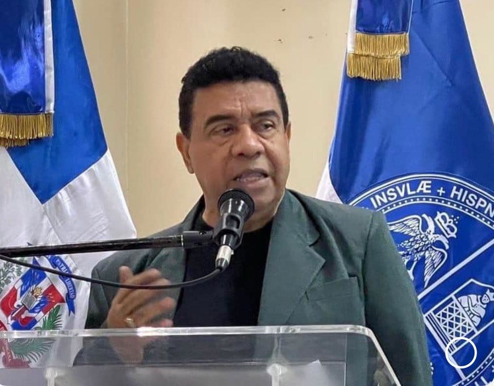Armando Olivero lleva a EE. UU. su tesis sobre autoría musical Armando Olivero lleva a EE. UU. su tesis sobre autoría musical