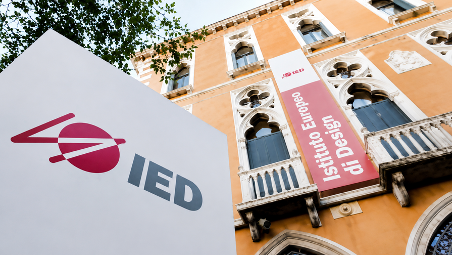 Madrid: Instituto Europeo retiene títulos de becados dominicanos por deuda del Mescyt Madrid: Instituto Europeo retiene títulos de becados dominicanos por deuda del Mescyt