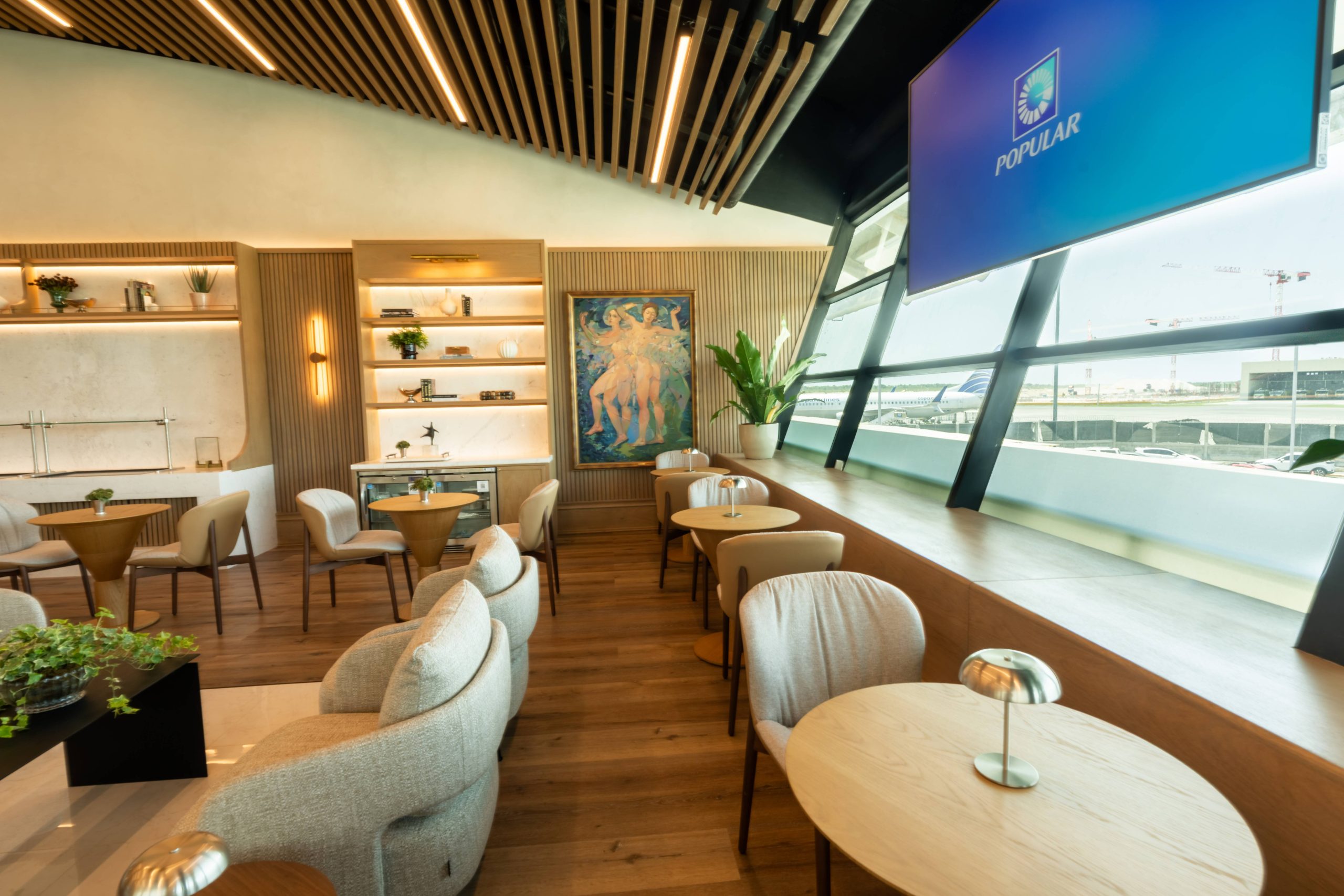 Banco Popular amplía Lounge Popular en el AILA con nuevo espacio para salida de pasajeros