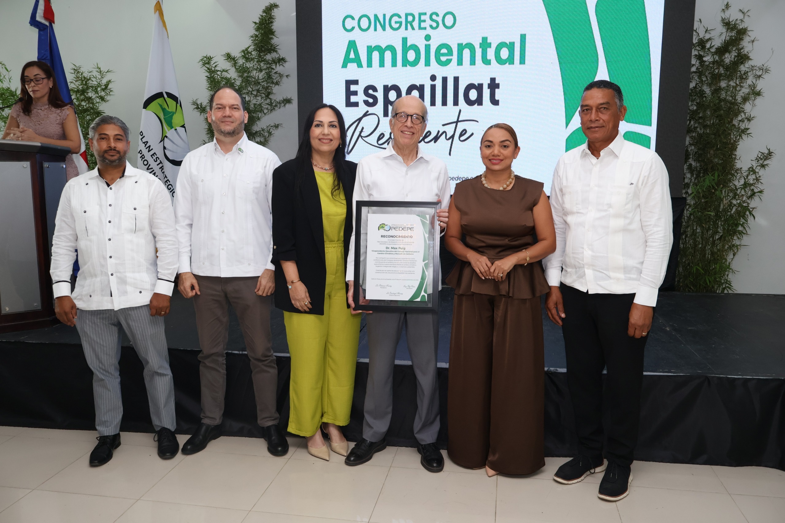 Cambio climático y seguridad hídrica centran debate en congreso ambiental Espaillat Resiliente organizado por el PEDEPE Cambio climático y seguridad hídrica centran debate en congreso ambiental Espaillat Resiliente organizado por el PEDEPE